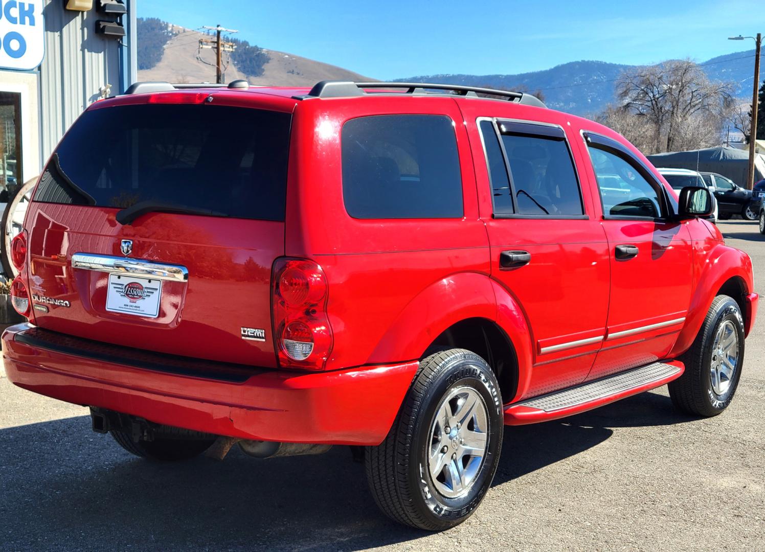 2004 Red /Tan Dodge Durango Limited (1D4HB58D34F) with an 5.7L V8 engine, 5 Speed Auto transmission, located at 450 N Russell, Missoula, MT, 59801, (406) 543-6600, 46.874496, -114.017433 - Photo#3